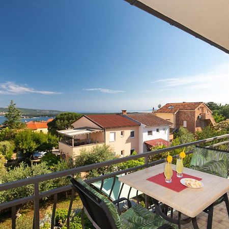 Apartmani Braut Kornic Exterior photo
