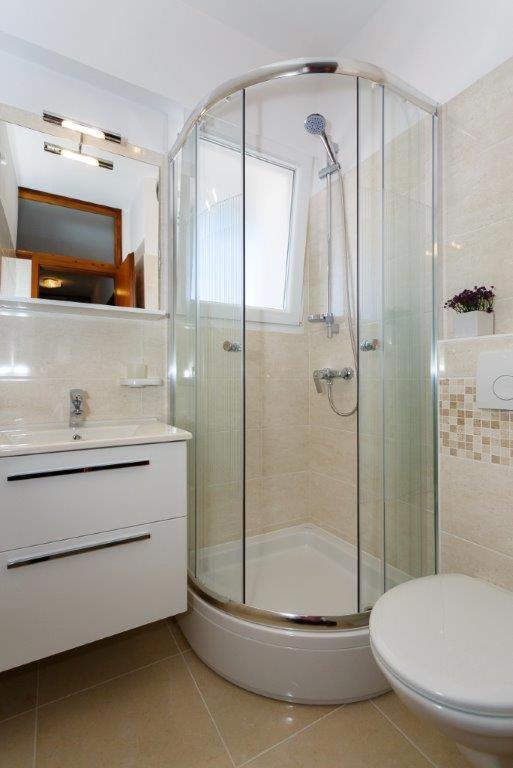 Apartmani Braut Kornic Exterior photo