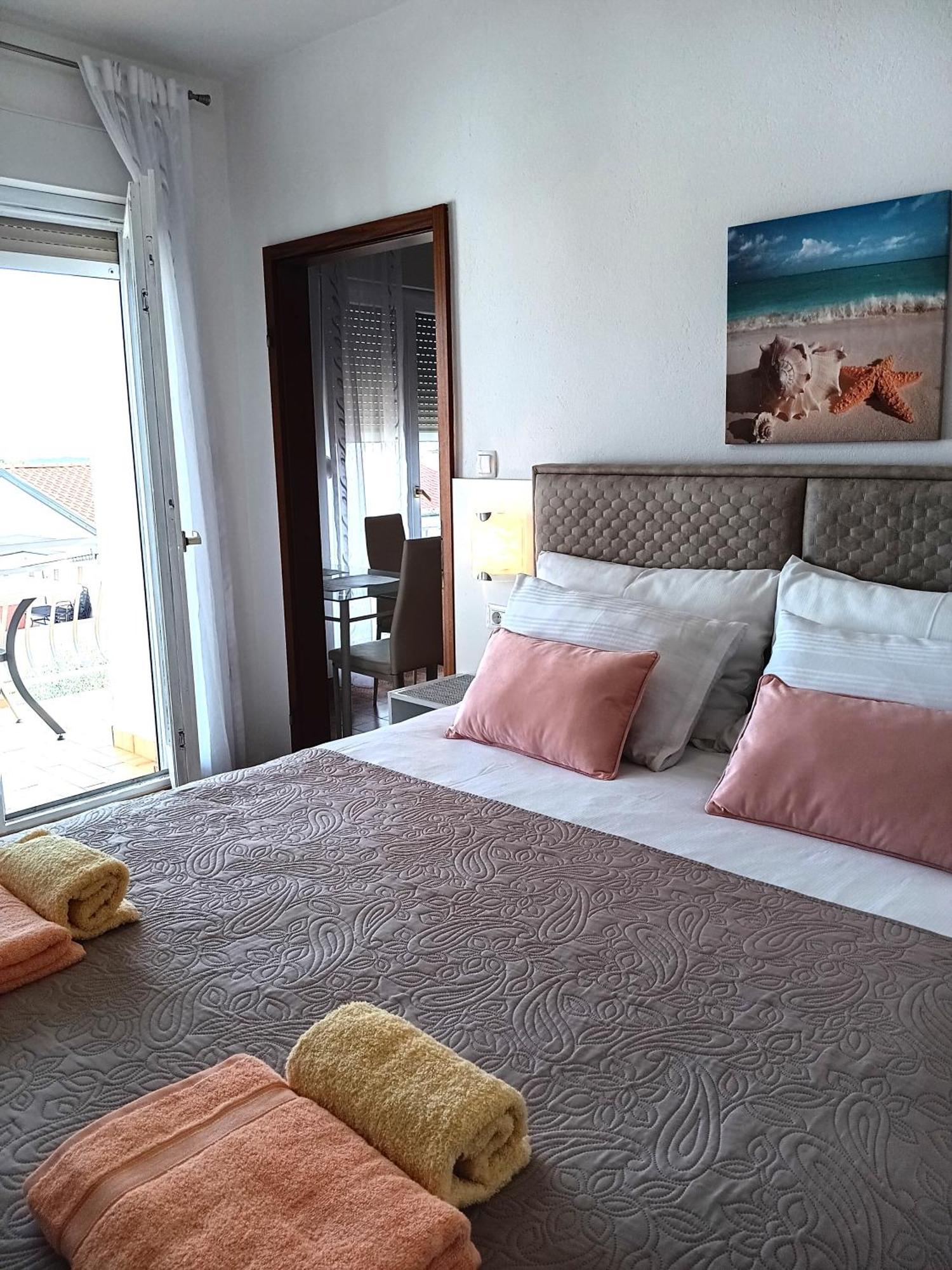 Apartmani Braut Kornic Exterior photo